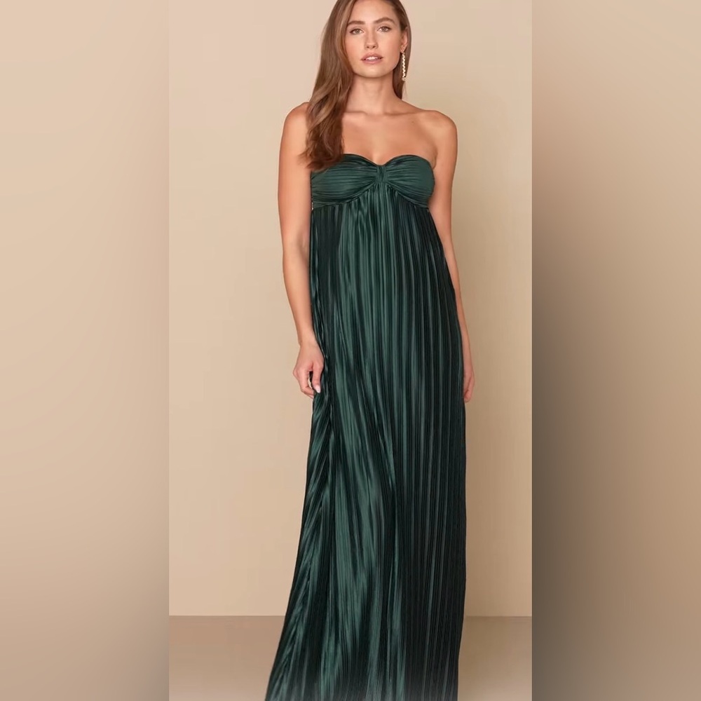 Lulu's Emerald Green Pleated Dress